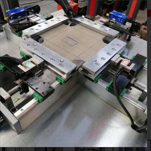 1691721155863265.png 雙軸雙向拉伸試驗機 醫(yī)學(xué)多方向50KN1.png